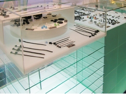 たーんてぶるを仕込んだアクリルディスプレイ